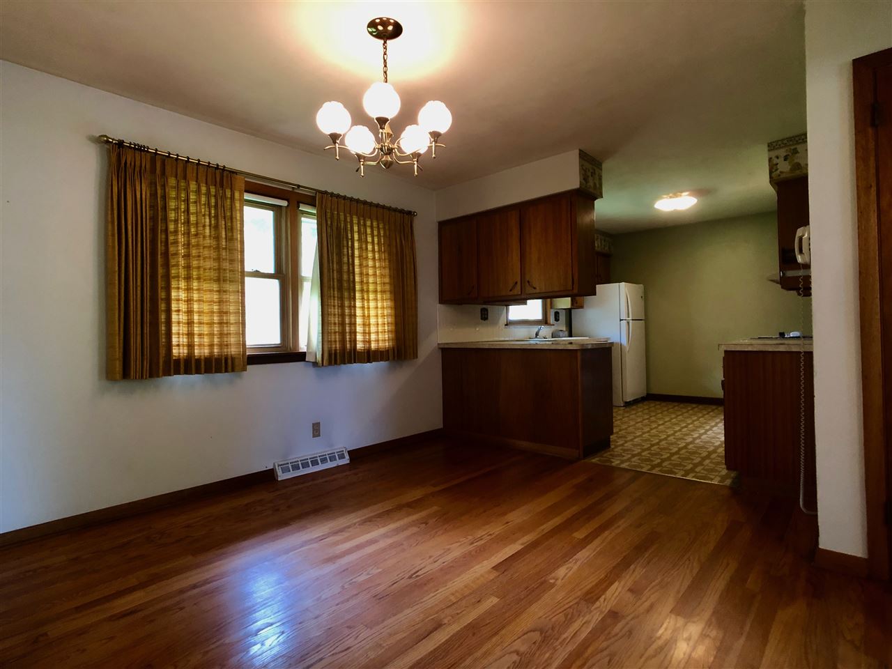 3040 Dallas Road Rockford, IL 61109 - Photo 8 of 22 Gallery Image 8
