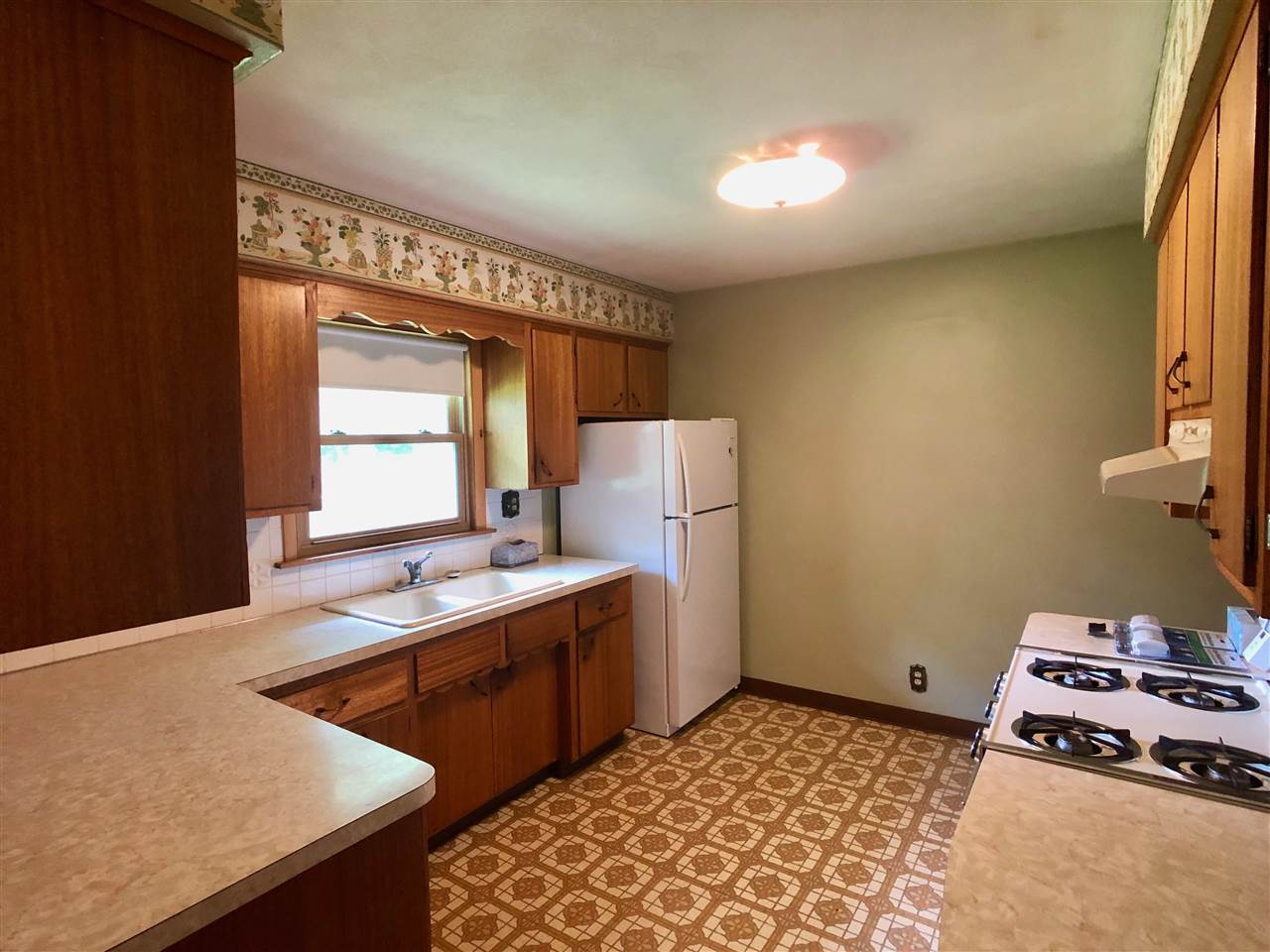 3040 Dallas Road Rockford, IL 61109 - Photo 10 of 22 Gallery Image 10