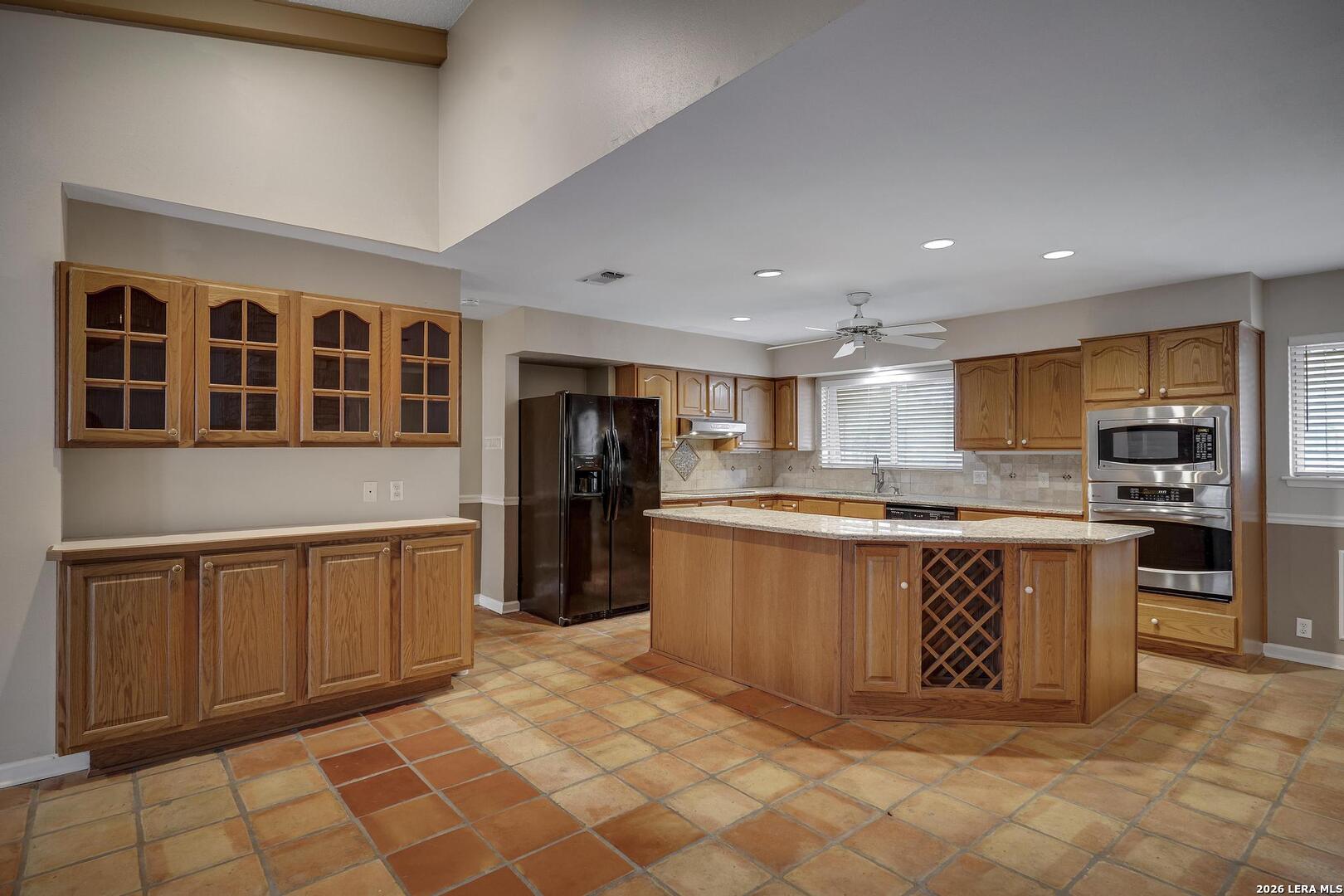 602 Moorside Drive Windcrest, TX 78239 - Photo 7 of 25