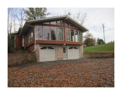 2737 Woodthrush Road Springfield, OH 45504 - Photo 3 of 10