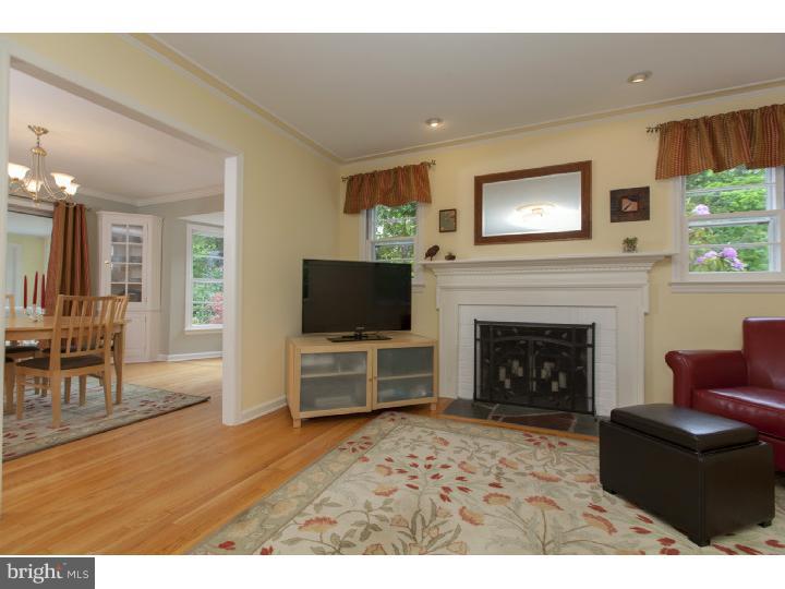 28 Marion Road West Princeton, NJ 08540 - Photo 4 of 25 Living Room