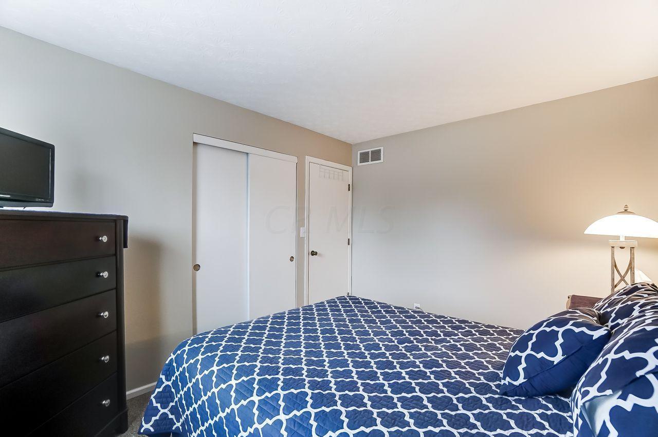 2024 Wolverhampton Road Powell, OH 43065 - Photo 23 of 33 Gallery Image 23