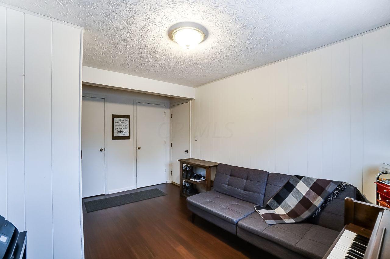 2024 Wolverhampton Road Powell, OH 43065 - Photo 25 of 33 Gallery Image 25