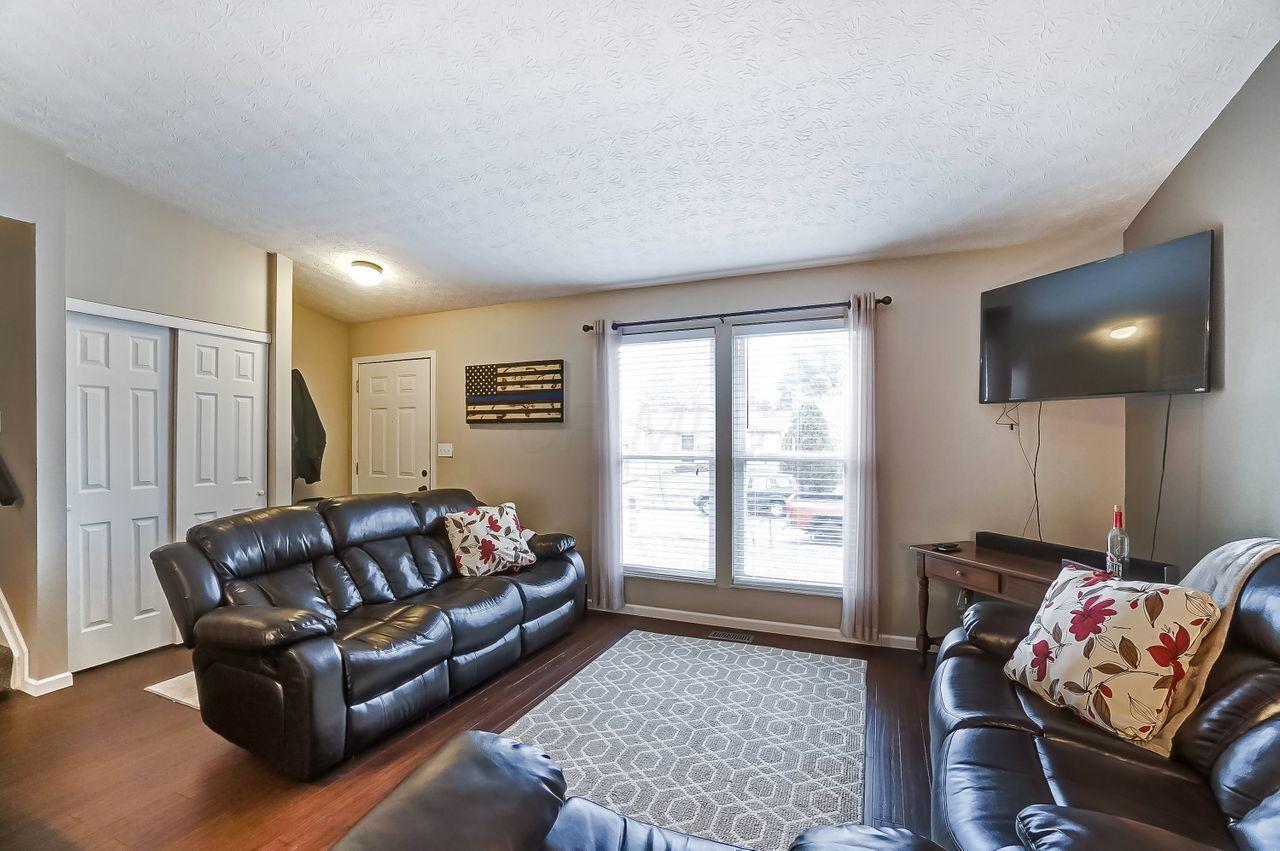 2024 Wolverhampton Road Powell, OH 43065 - Photo 5 of 33 Gallery Image 5