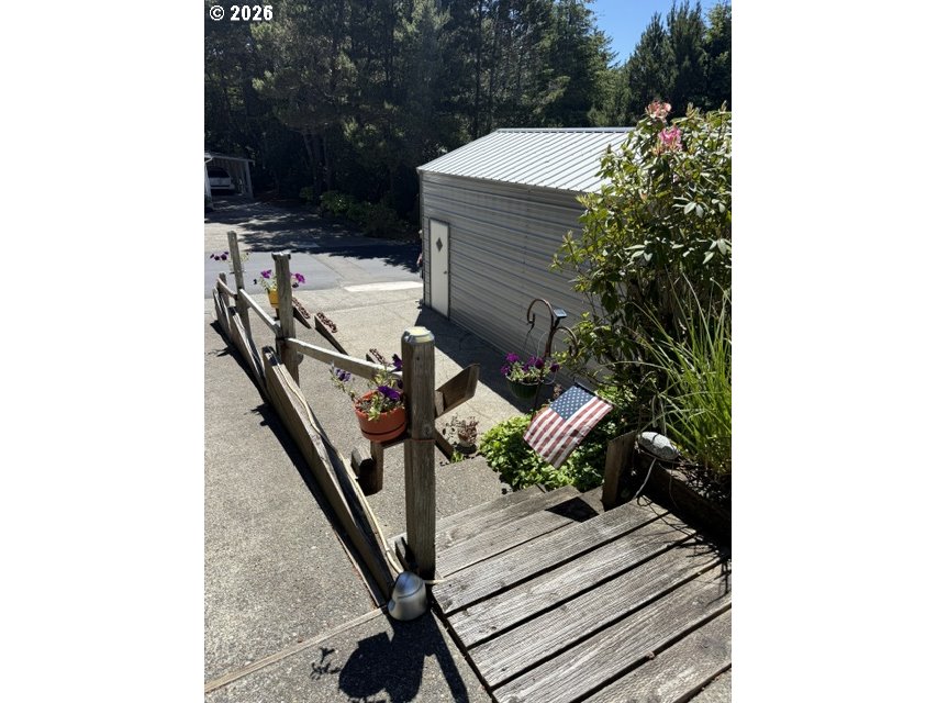 1601 Rhododendron Drive, Unit 662 Florence, OR 97439 - Photo 10 of 45