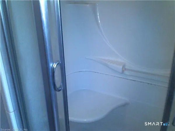 $2,300 | 347 Sherman Avenue, New Haven, CT 06511