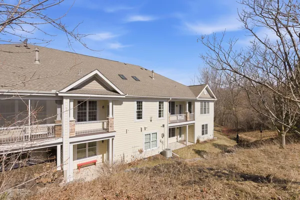 $629,900 | 4834 Steeplechase Circle, Eagan, MN 55122