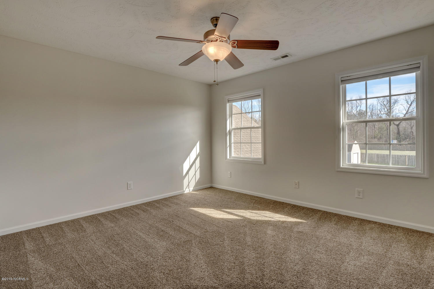 802 Little Roxy Court Jacksonville, NC 28540 - Photo 20 of 39 18