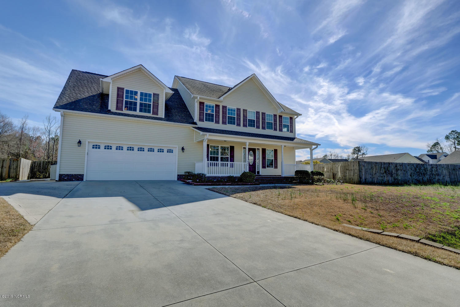 802 Little Roxy Court Jacksonville, NC 28540 - Photo 2 of 39 2
