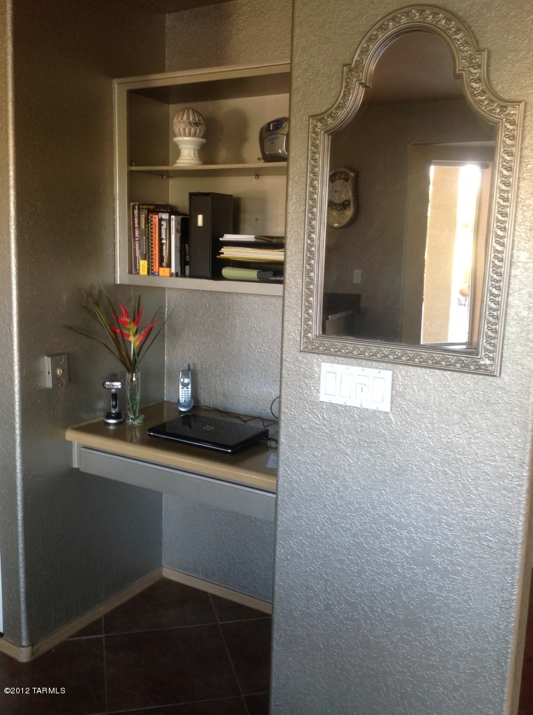 11372 Silver Pheasant Loop Tucson, AZ 85737 - Photo 8 of 24
