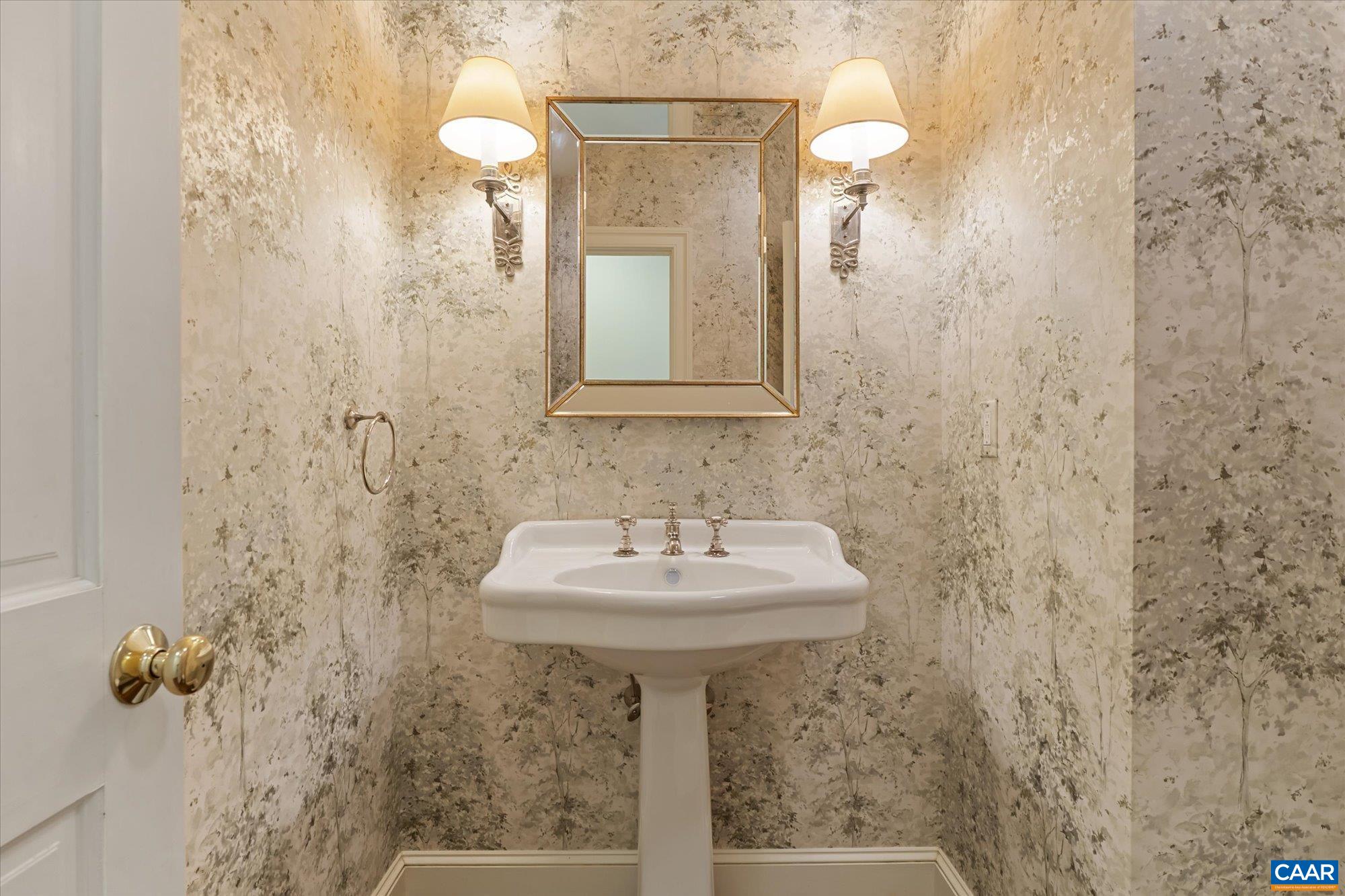 970 Windsor Road Charlottesville, VA 22901 - Photo 19 of 50 Gallery Image 19