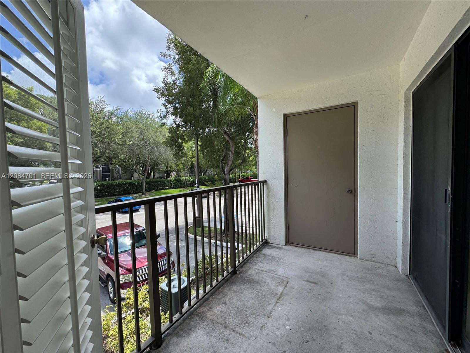 630 South Park Road, Unit 293 Hollywood, FL 33021 - Photo 9 of 34 Gallery Image 9