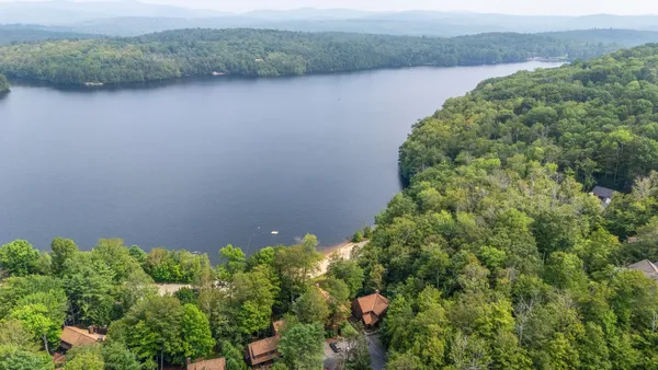 $389,999 | 49 Old Beach Circle, Grantham, NH 03753