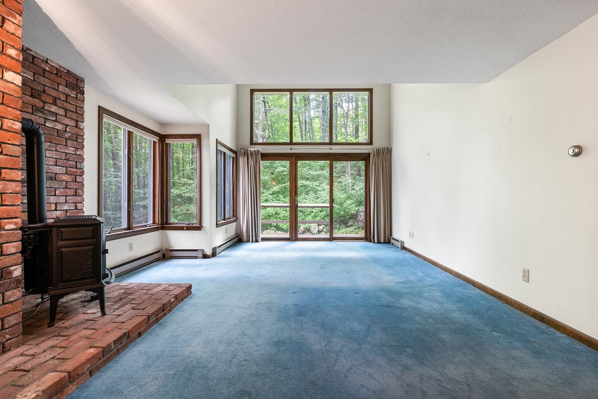 49 Old Beach Circle Grantham, NH 03753 - Photo 11 of 42