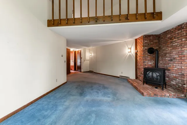 $399,999 | 49 Old Beach Circle, Grantham, NH 03753