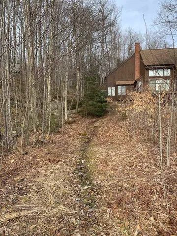 $399,999 | 49 Old Beach Circle, Grantham, NH 03753
