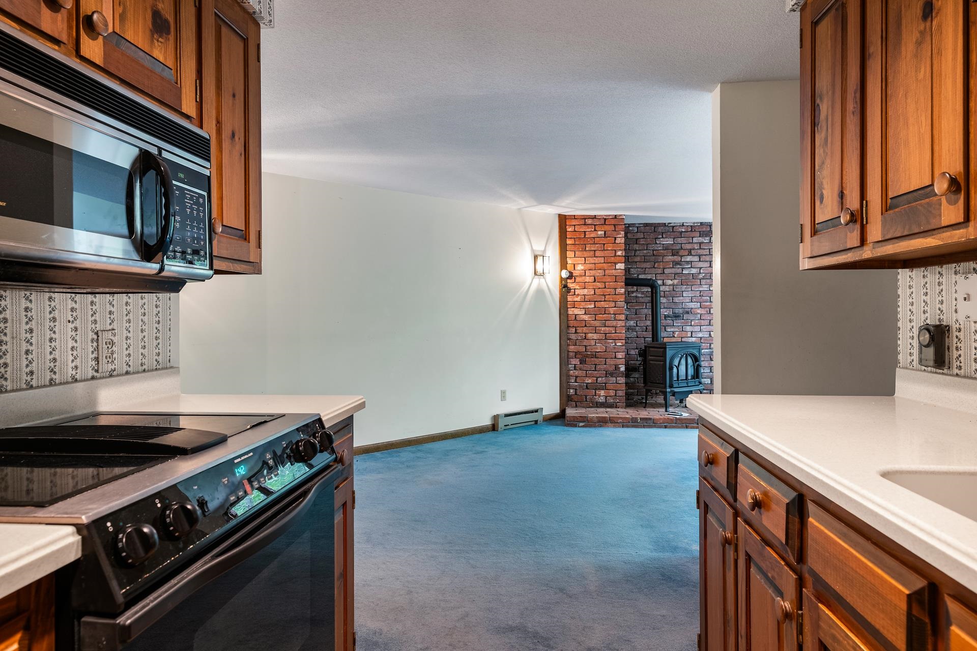 49 Old Beach Circle Grantham, NH 03753 - Photo 7 of 42