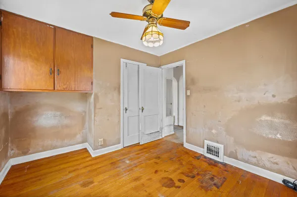 $149,900 | 2815 South 91st Street, West Allis, WI 53227