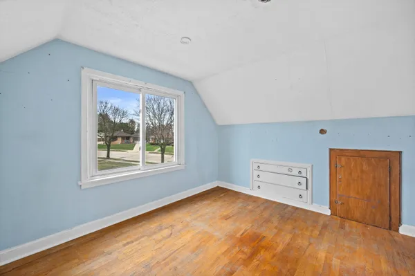 $149,900 | 2815 South 91st Street, West Allis, WI 53227