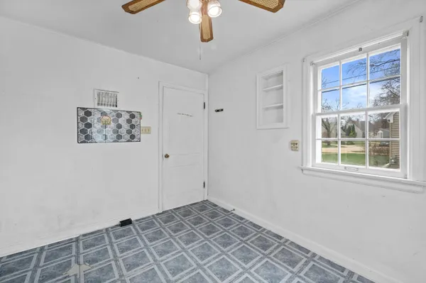 $149,900 | 2815 South 91st Street, West Allis, WI 53227