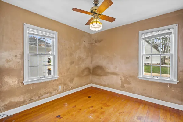$149,900 | 2815 South 91st Street, West Allis, WI 53227