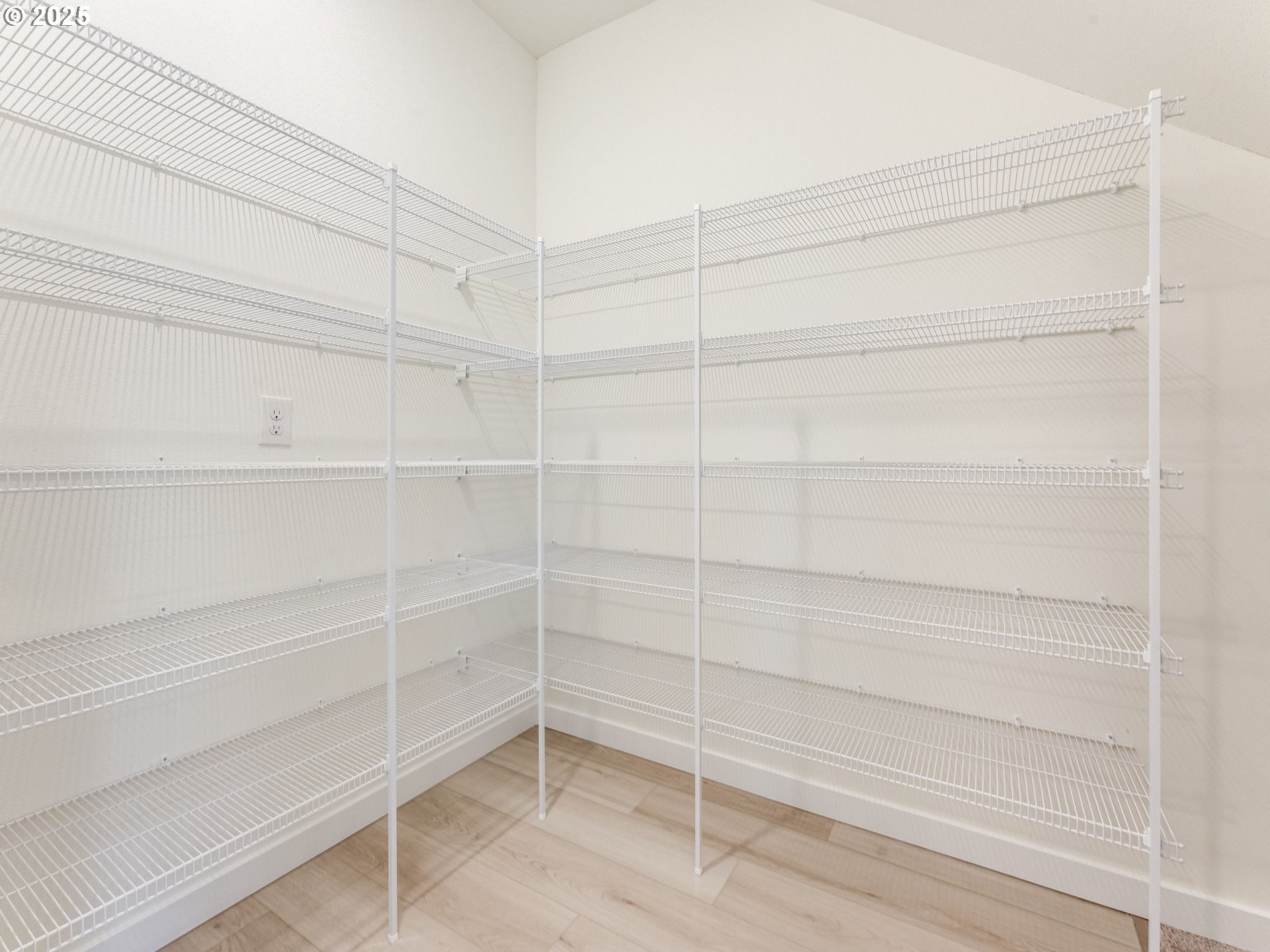 1019 Northwest 178th Street Ridgefield, WA 98642 - Photo 8 of 43 Gallery Image 8