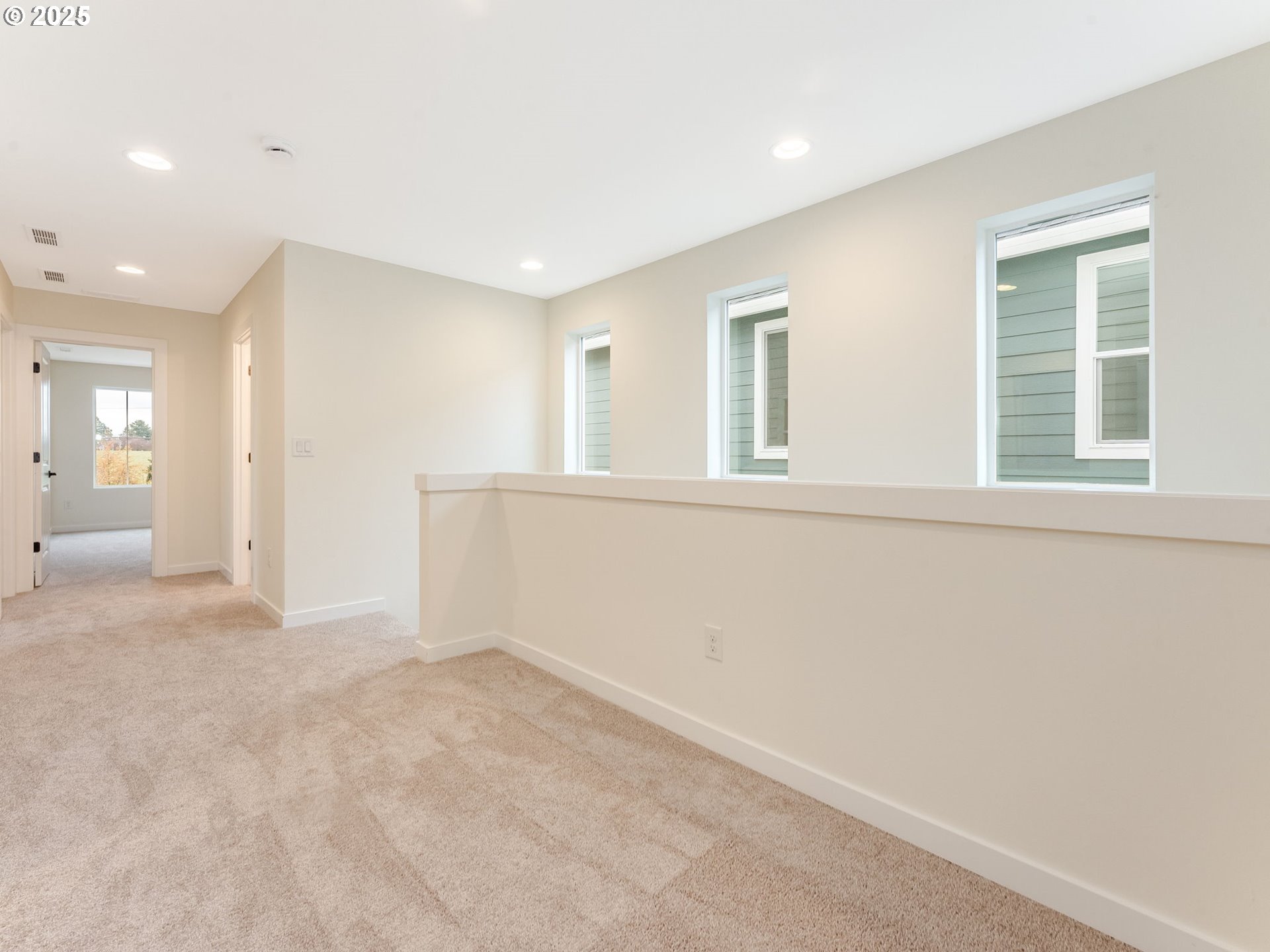 1019 Northwest 178th Street Ridgefield, WA 98642 - Photo 9 of 43 Gallery Image 9