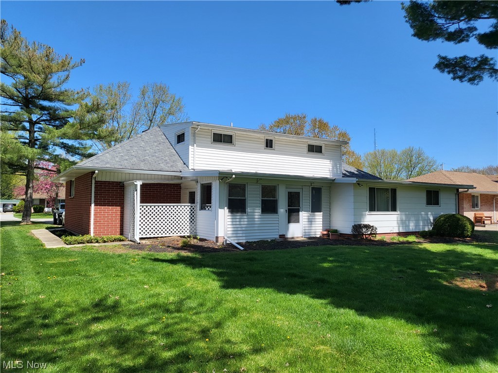 36181 Aurensen Road North Ridgeville, OH 44039 - Photo 2 of 5