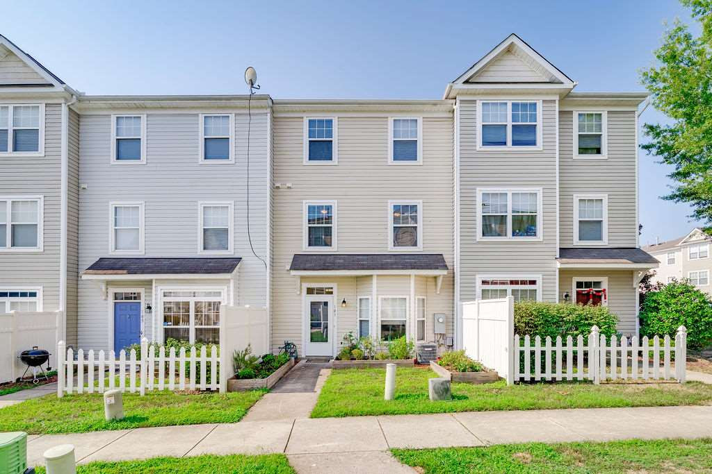 8620 Neuse Club Lane, Unit 103 Raleigh, NC 27616 - Photo 1 of 30 Photo 1