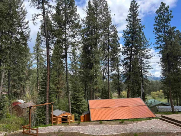 $285,000 | 9 Leisure Lane, Garden Valley, ID 83622
