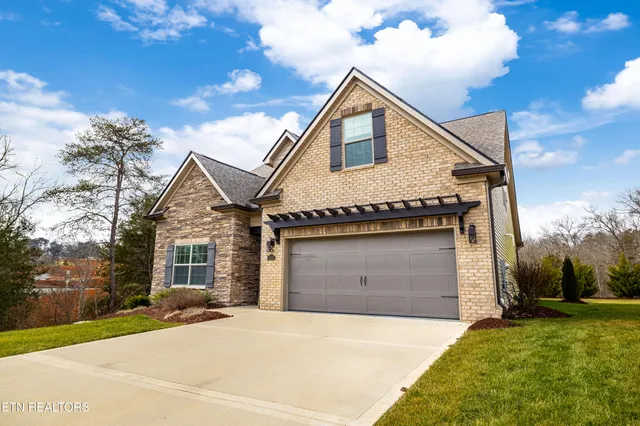 $540,000 | 10137 Songbird Lane, Knoxville, TN 37931