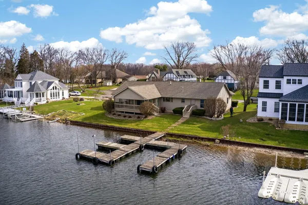 $875,000 | 62546 Diamond View Drive, Cassopolis, MI 49031