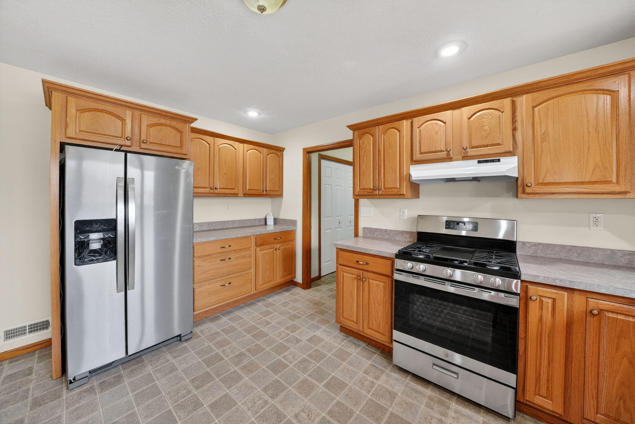 62546 Diamond View Drive Cassopolis, MI 49031 - Photo 14 of 48 62546 Diamond View Dr30