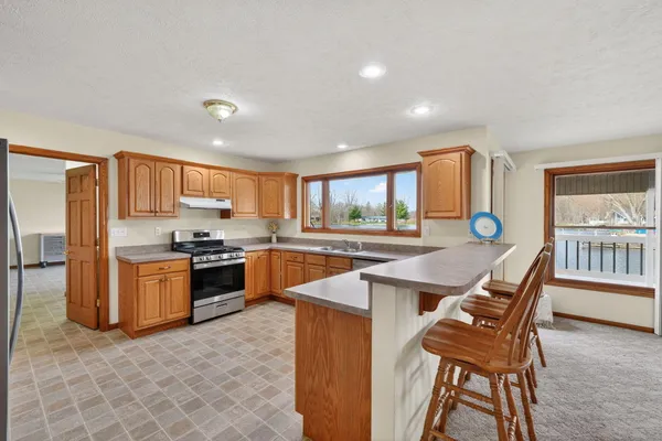 $849,900 | 62546 Diamond View Drive, Cassopolis, MI 49031