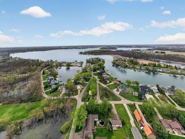 $849,900 | 62546 Diamond View Drive, Cassopolis, MI 49031