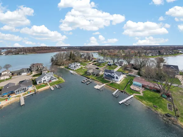 $875,000 | 62546 Diamond View Drive, Cassopolis, MI 49031