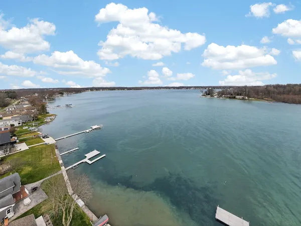 $875,000 | 62546 Diamond View Drive, Cassopolis, MI 49031