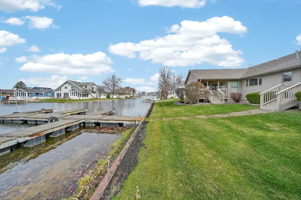 $875,000 | 62546 Diamond View Drive, Cassopolis, MI 49031