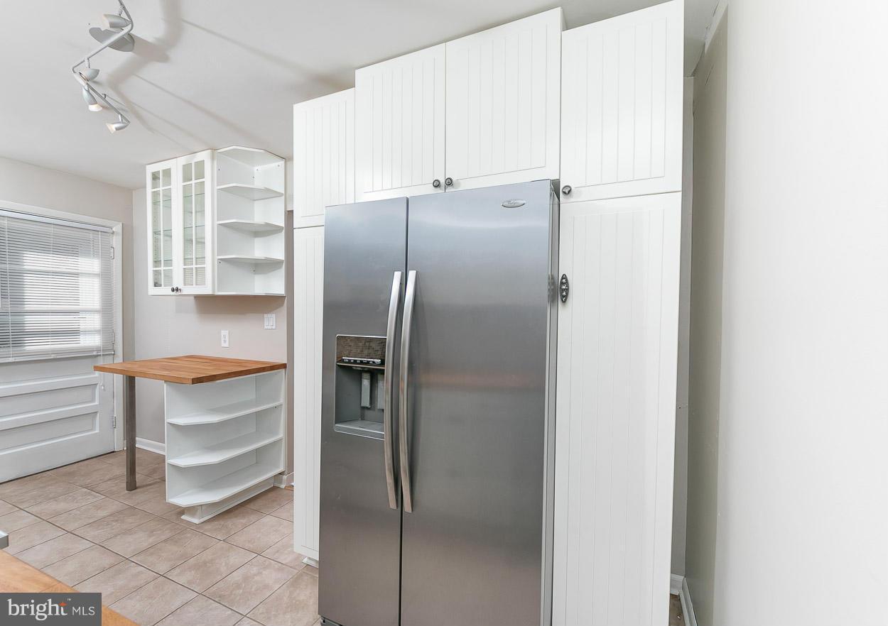 2125 Pitney Road Baltimore, MD 21234 - Photo 14 of 30 Kitchen