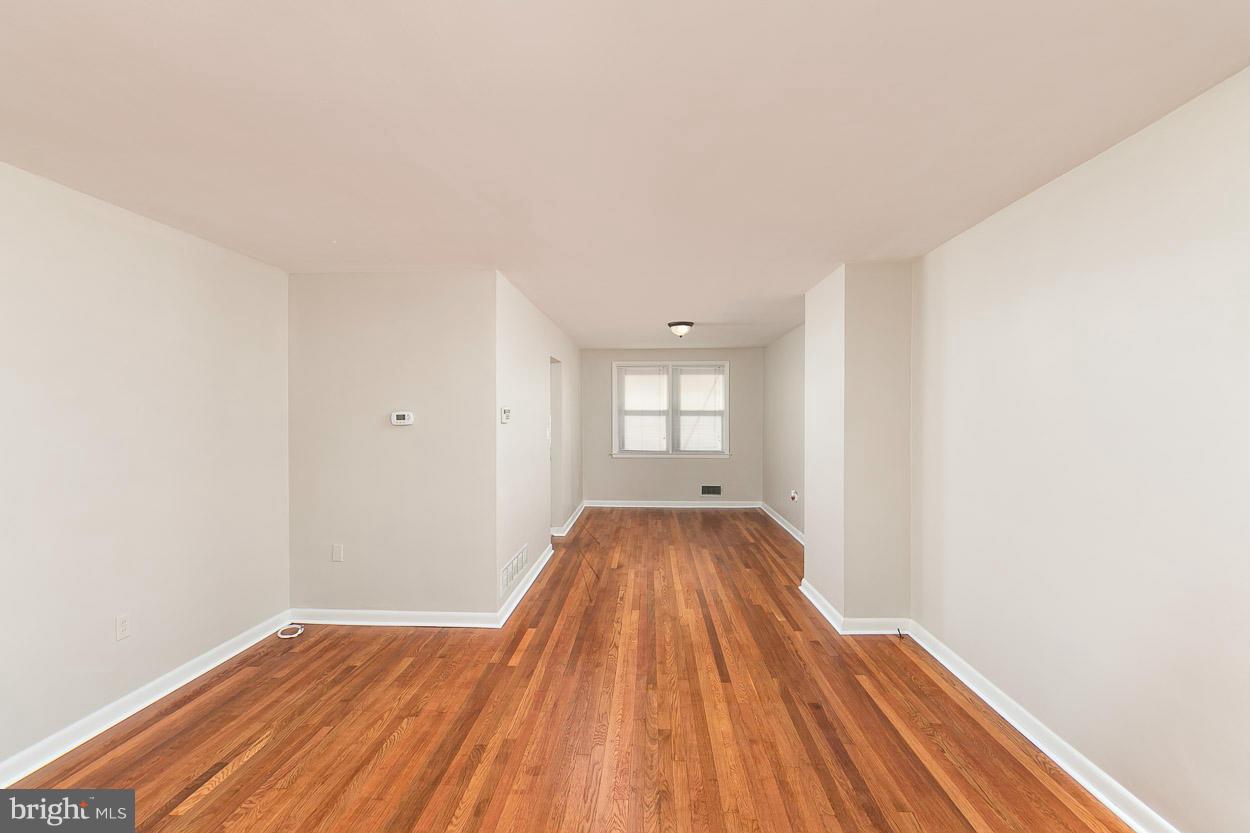 2125 Pitney Road Baltimore, MD 21234 - Photo 8 of 30 Living Room