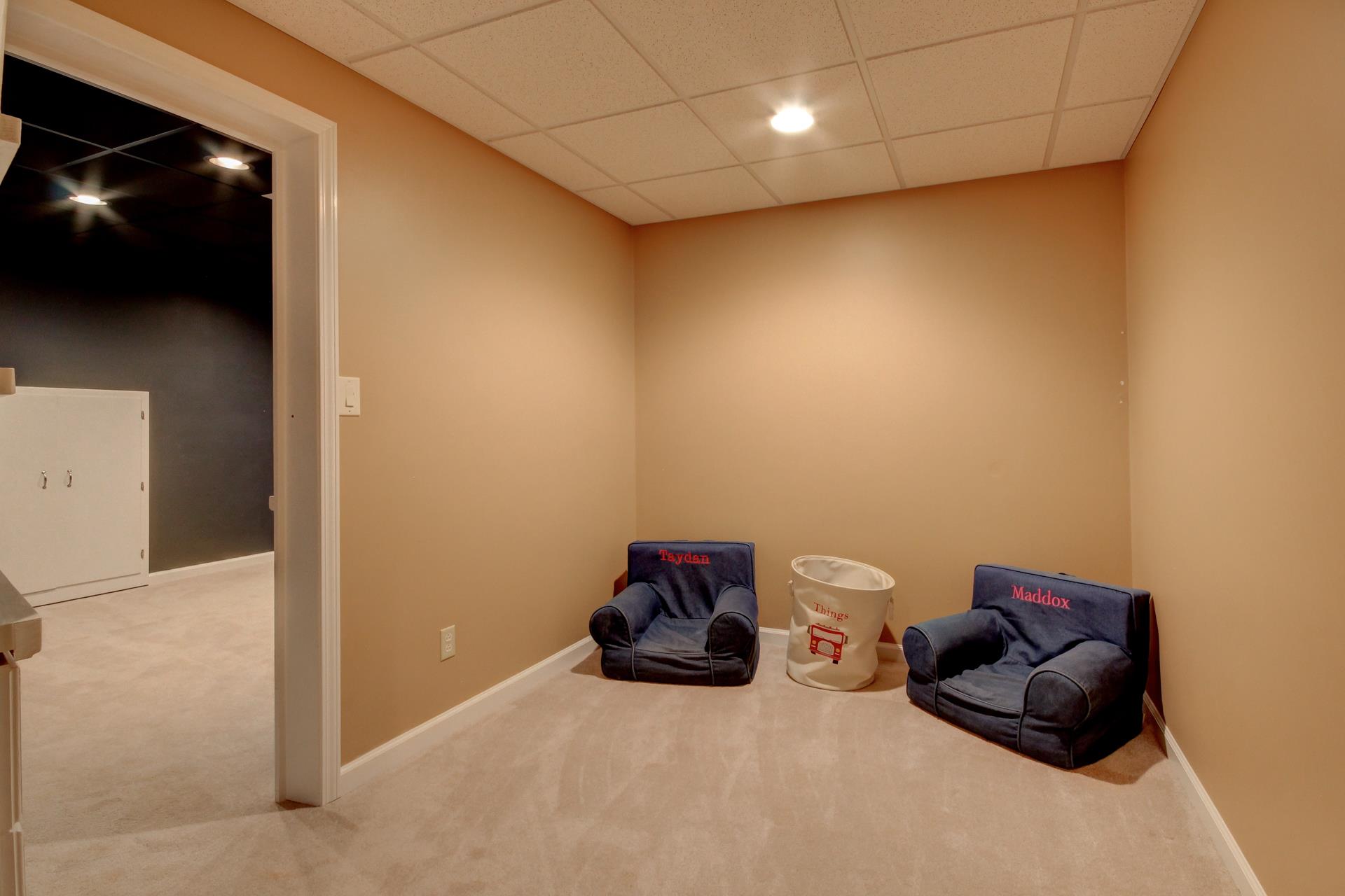 967 South Ridge Trail Clarksville, TN 37043 - Photo 22 of 28 Gallery Image 22