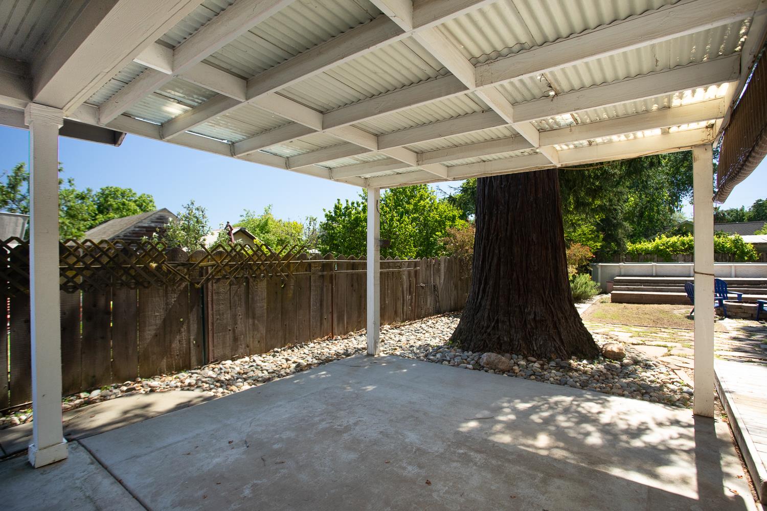 1835 Magnolia Street Gridley, CA 95948 - Photo 26 of 53 a front view of a house with a yard