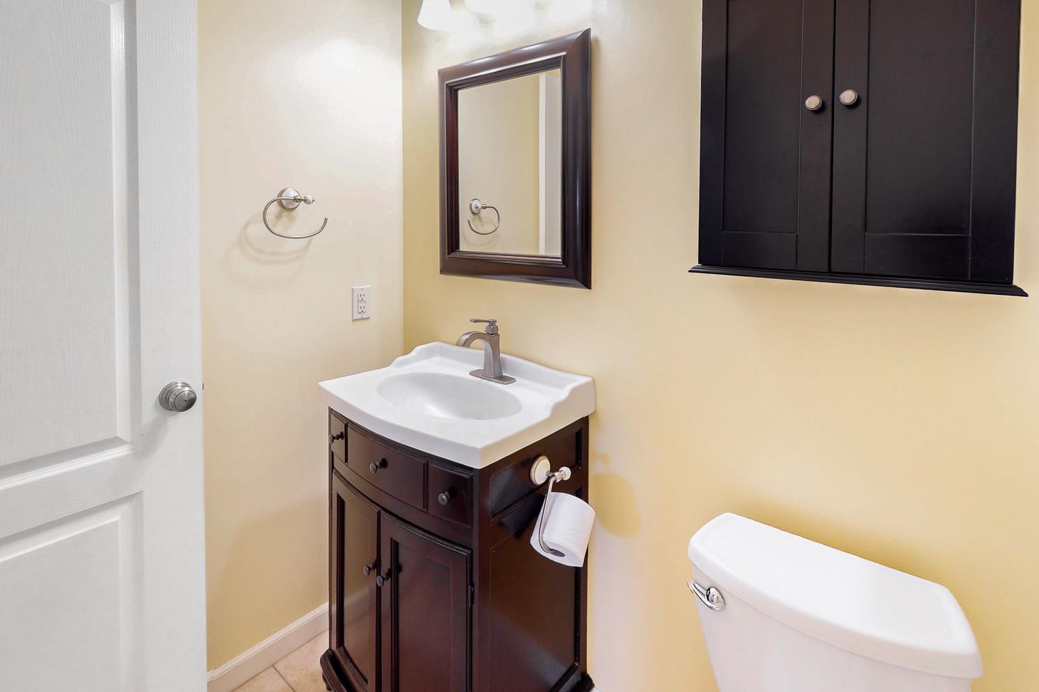 1835 Magnolia Street Gridley, CA 95948 - Photo 42 of 53 a bathroom with a sink a toilet and mirror