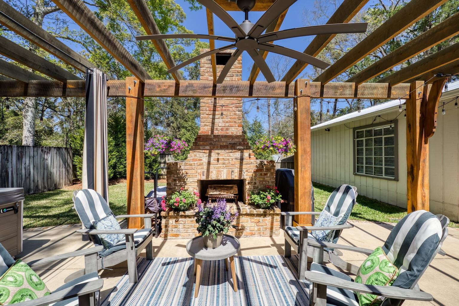 357 Fig Avenue Fairhope, AL 36532 - Photo 33 of 41