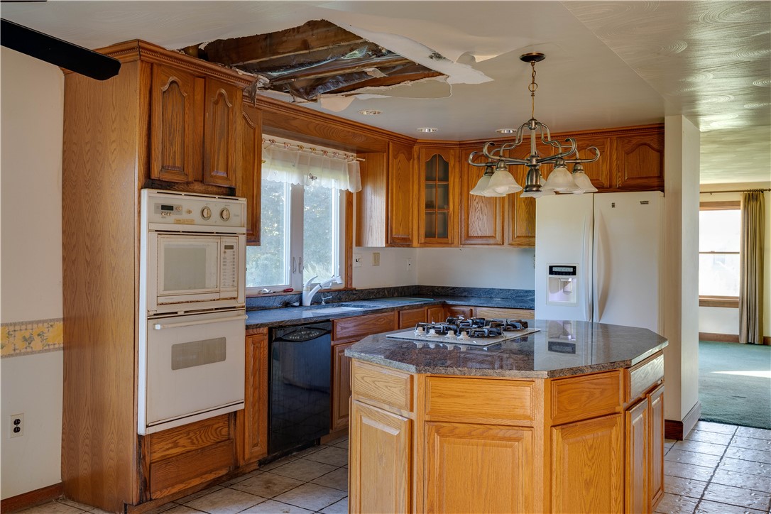 2480 Ridge Road Ontario, NY 14519 - Photo 16 of 37