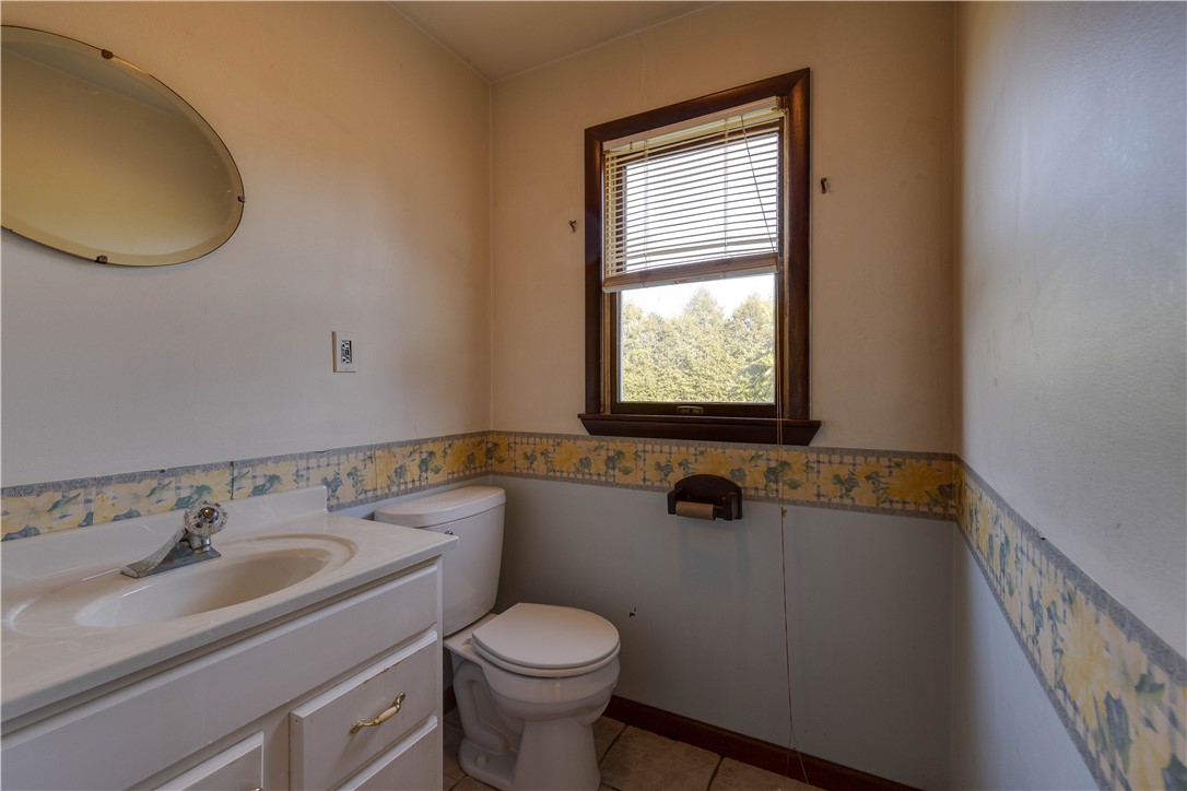 2480 Ridge Road Ontario, NY 14519 - Photo 18 of 37 1st Floor Half Bath