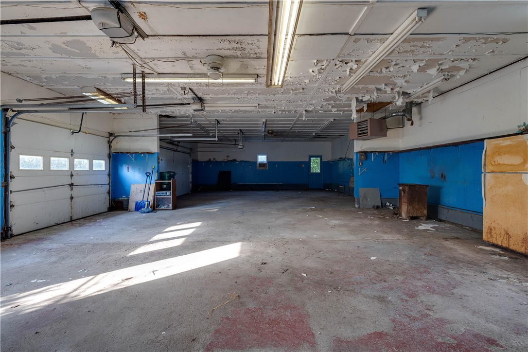 2480 Ridge Road Ontario, NY 14519 - Photo 28 of 37 Attached 5 Car Garage
With Gas Heater