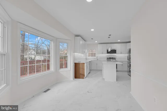 $849,900 | 13684 Bridlewood Drive, Gainesville, VA 20155