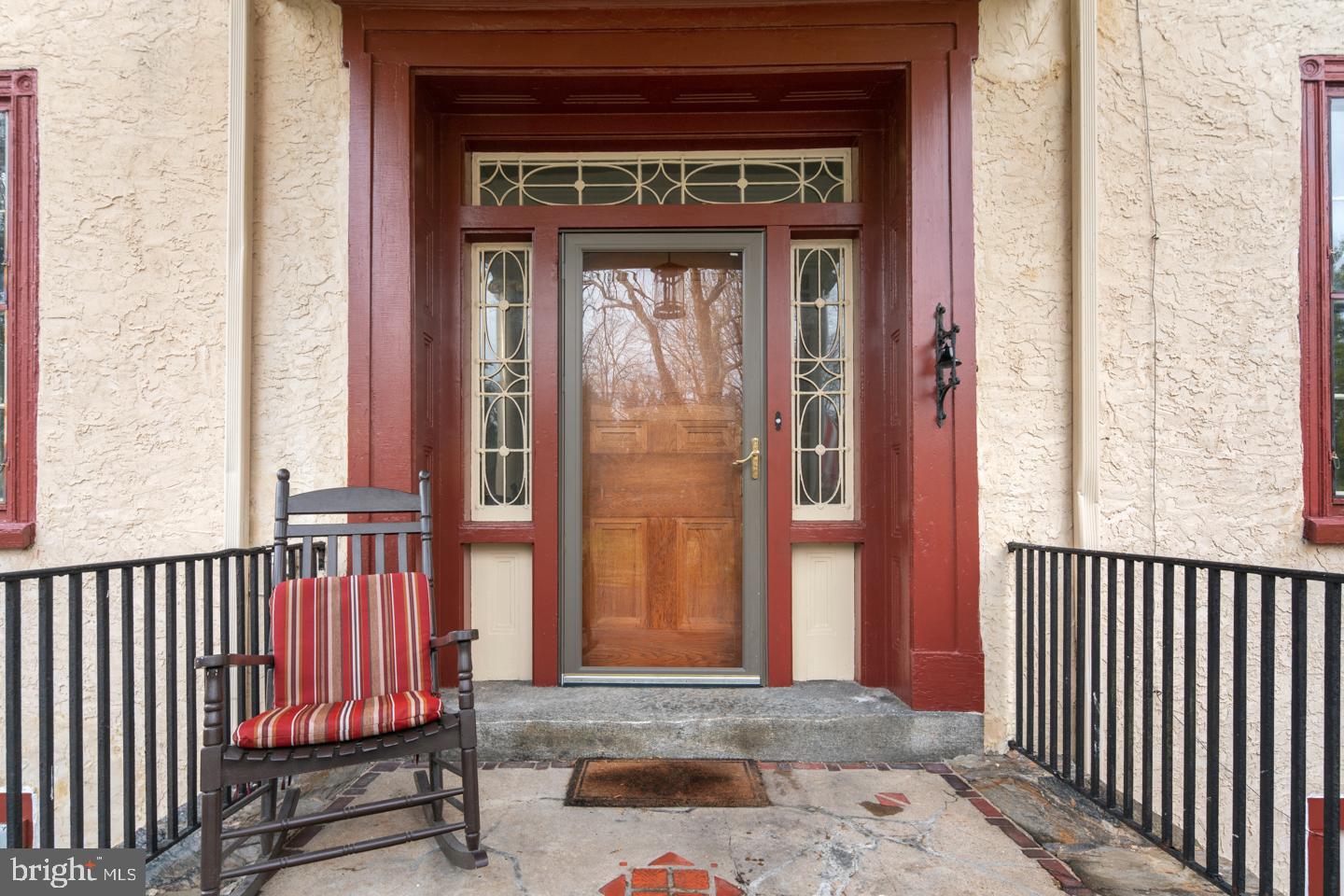 5 Orchard Lane Wallingford, PA 19086 - Photo 1 of 19 Front Door