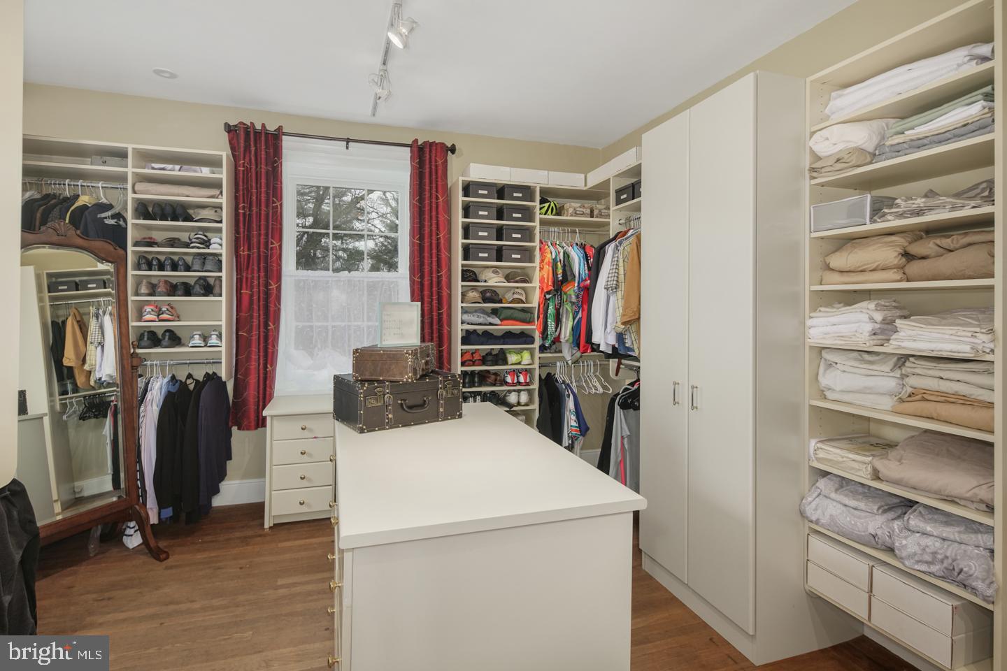 5 Orchard Lane Wallingford, PA 19086 - Photo 10 of 19 Master BR Walk-In Closet